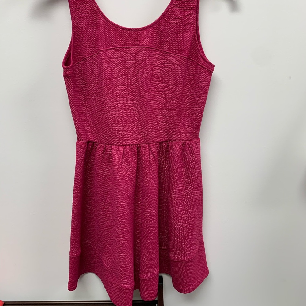 Textured Floral Skater Dress - Pink / Sz small